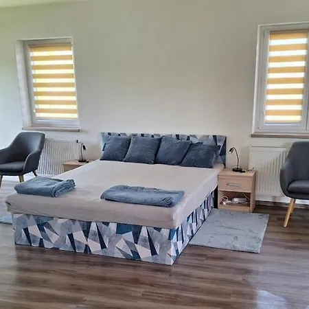 Apartment In Plana Apartment *